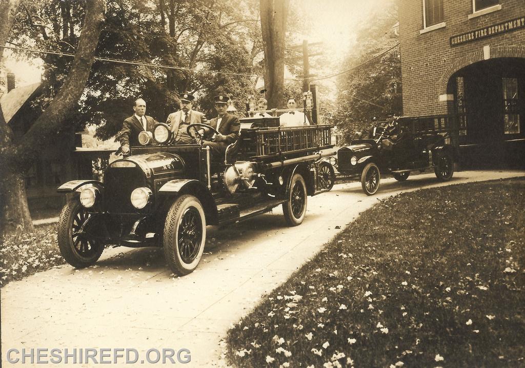 1924 Ford Brockway  and first motorized a 1915 olds Chemical