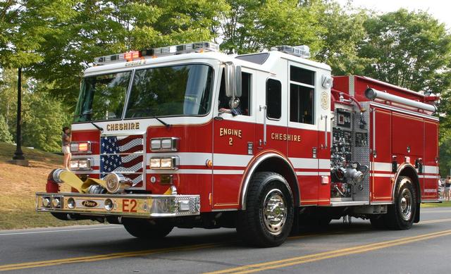 Cheshire Engine 2 from the 2007 Southbury Parade.